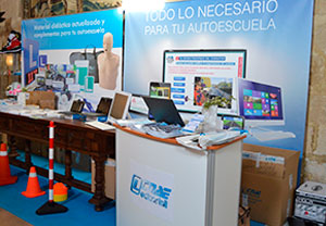 Stands comerciales de la Convención de CNAE en León