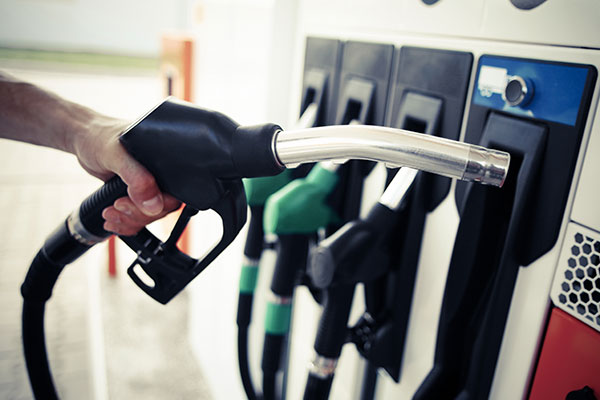 El aumento del precio del combustible supondrá un coste añadido del 3% para las autoescuelas