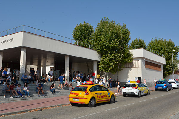 Cincuenta plazas de examinadores de promoción interna