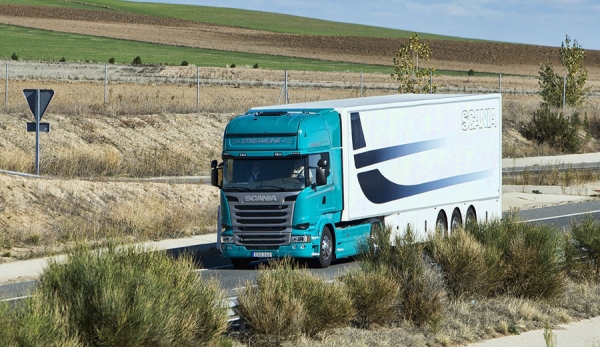 Fomento publica las ayudas a la formación en el transporte por carretera